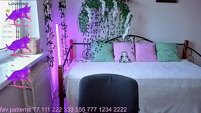 Snapshot of Hot_Rhaenyra chatting on November 10, 12:59 pm Hot Rhaenyra online show from November 10, 12:59 pm