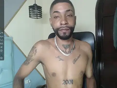 Snapshot of kilian_xx chatting on February 1, 1:30 pm kilian xx online show from February 1, 1:30 pm