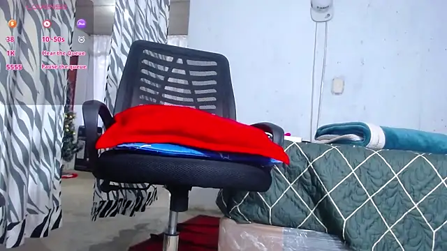 Snapshot of kilian_xx chatting on December 14, 11:15 am kilian xx online show from December 14, 11:15 am