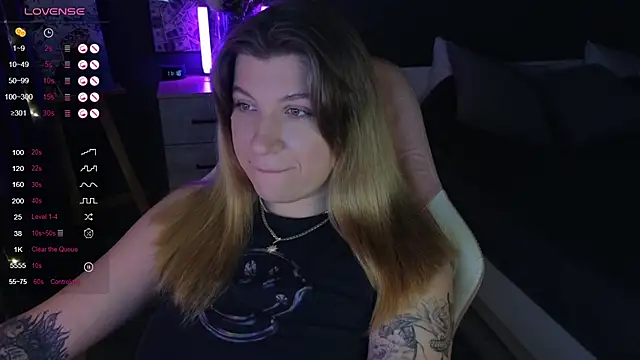 Snapshot of Fairy__Sofia chatting on December 2, 8:19 am Fairy Sofia online show from December 2, 8:19 am