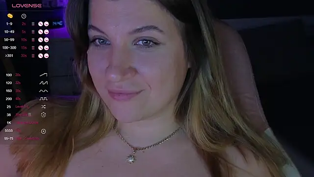 Snapshot of Fairy__Sofia chatting on December 4, 11:41 am Fairy Sofia online show from December 4, 11:41 am