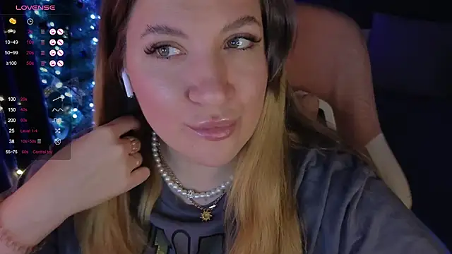 Snapshot of Fairy__Sofia chatting on December 24, 8:22 am Fairy Sofia online show from December 24, 8:22 am