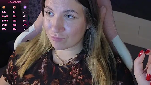 Snapshot of Fairy__Sofia chatting on March 5, 11:28 am Fairy Sofia online show from March 5, 11:28 am