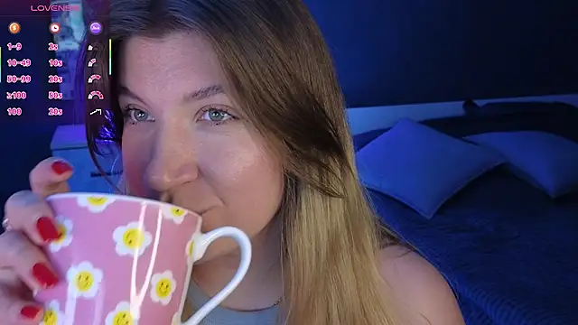 Snapshot of Fairy__Sofia chatting on March 11, 11:23 am Fairy Sofia online show from March 11, 11:23 am