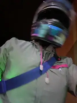 vaneelee online show from November 16, 3:01 am