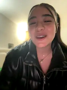 vaneelee online show from December 4, 3:16 am