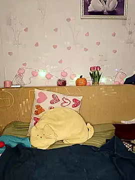 Katti Kissa online show from December 24, 2:01 pm