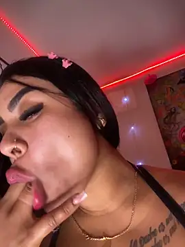 Emma Brown 12 online show from February 7, 9:29 pm