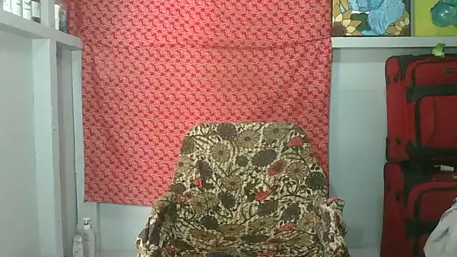 Snapshot of pink69pussy chatting on November 5, 2:17 pm pink69pussy online show from November 5, 2:17 pm