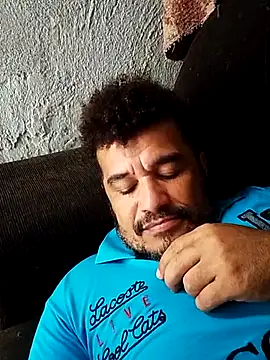 Snapshot of tarra122 chatting on February 18, 3:30 pm tarra122 online show from February 18, 3:30 pm