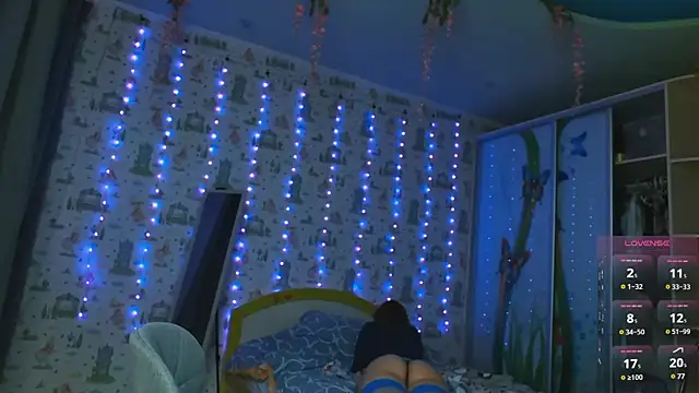 Snapshot of SmokyRose chatting on January 23, 1:56 pm SmokyRose online show from January 23, 1:56 pm