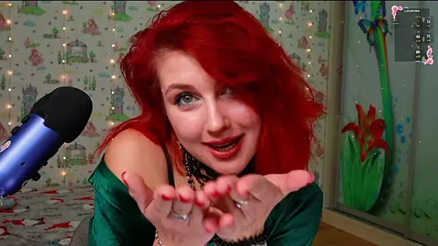 Snapshot of SmokyRose chatting on September 27, 2:44 pm SmokyRose online show from September 27, 2:44 pm
