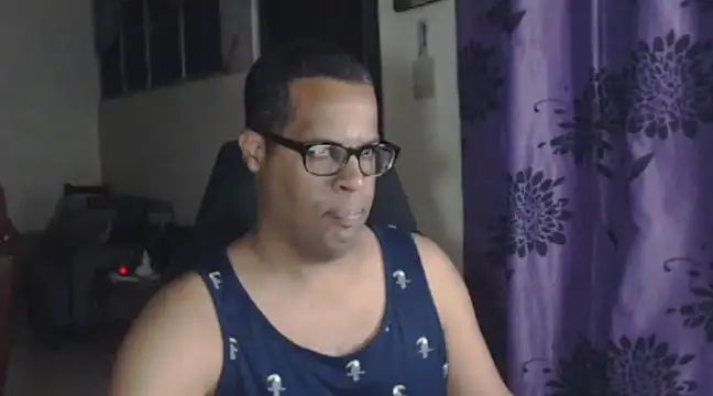 thesugar32 online show from March 4, 1:45 am