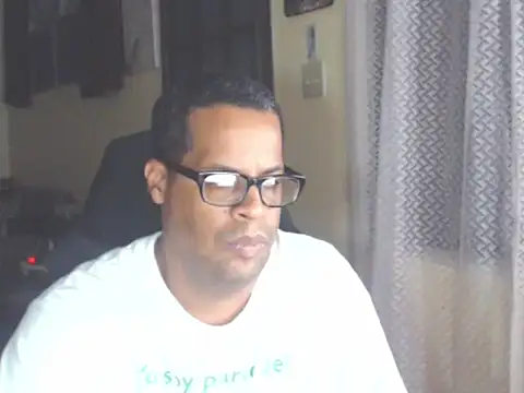 thesugar32 online show from September 13, 2:22 am