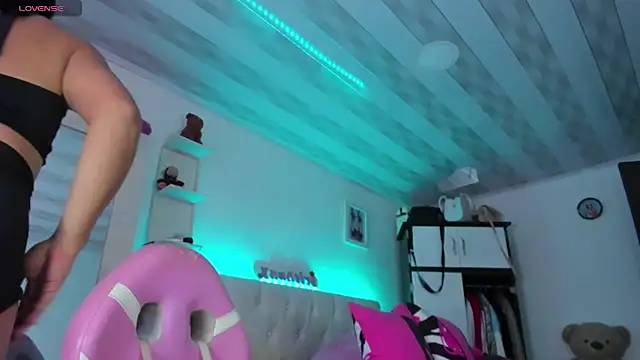 briitany hot online show from December 28, 10:13 pm