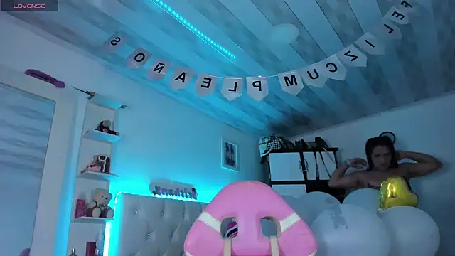 briitany hot online show from February 9, 10:43 pm