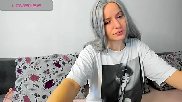 Snapshot of DiamondKay chatting on February 24, 7:22 am DiamondKay online show from February 24, 7:22 am