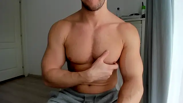 woolfiie online show from February 27, 9:11 am