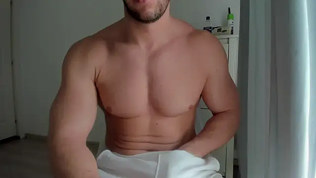 woolfiie online show from March 16, 9:16 am