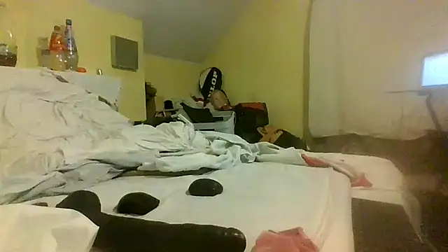 londonfuckwhore online show from December 2, 4:31 am