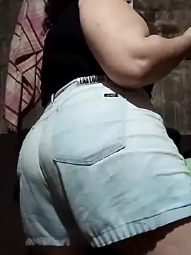 Snapshot of artemisabbw chatting on November 3, 3:08 am artemisabbw online show from November 3, 3:08 am