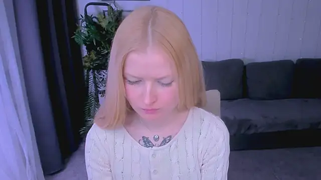 Snapshot of Laly_Peach chatting on January 29, 11:30 am Laly Peach online show from January 29, 11:30 am