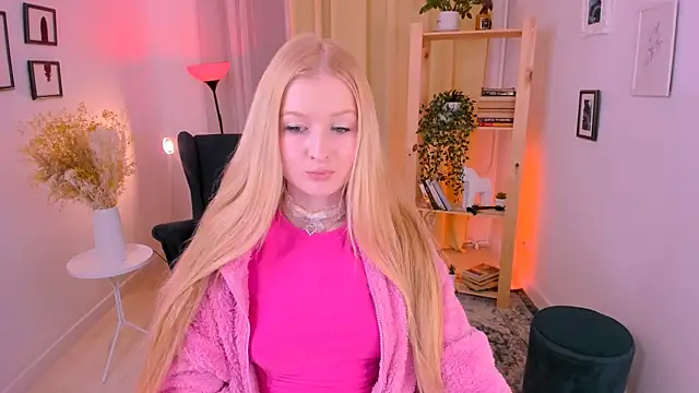 Snapshot of Laly_Peach chatting on March 12, 4:56 pm Laly Peach online show from March 12, 4:56 pm