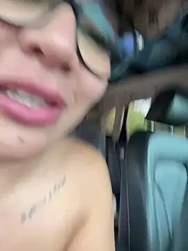 Snapshot of DIANITA_1988 chatting on January 24, 8:00 pm DIANITA 1988 online show from January 24, 8:00 pm