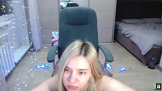 Lana  Nova online show from January 24, 11:15 am