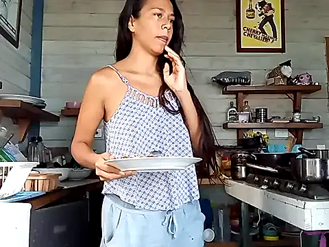 Snapshot of Luna-Natural chatting on January 12, 6:38 pm Luna-Natural online show from January 12, 6:38 pm