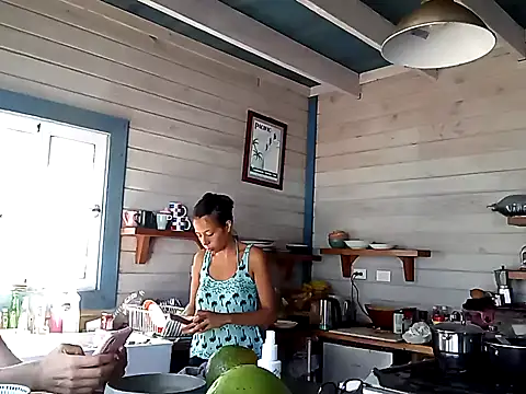 Snapshot of Luna-Natural chatting on January 31, 4:06 pm Luna-Natural online show from January 31, 4:06 pm