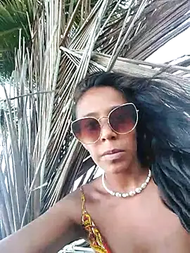 Snapshot of Luna-Natural chatting on October 7, 8:50 pm Luna-Natural online show from October 7, 8:50 pm