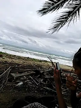 Snapshot of Luna-Natural chatting on October 24, 4:47 pm Luna-Natural online show from October 24, 4:47 pm