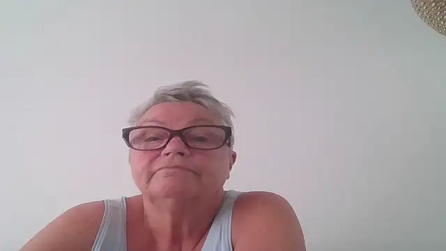 Snapshot of GrannyChrissy68 chatting on October 6, 2:36 pm GrannyChrissy68 online show from October 6, 2:36 pm