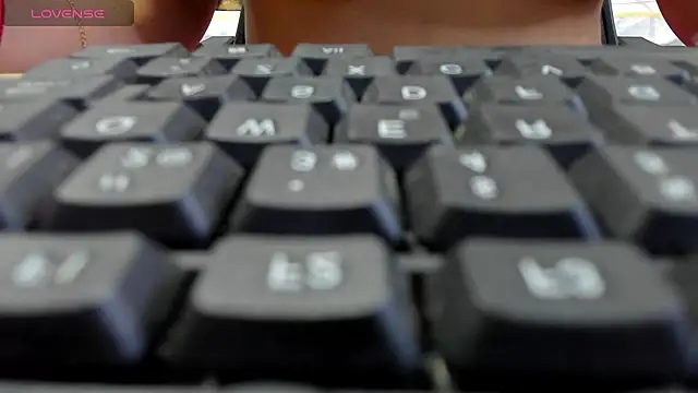 Snapshot of sweetfabianaxl chatting on November 21, 2:10 am sweetfabianaxl online show from November 21, 2:10 am