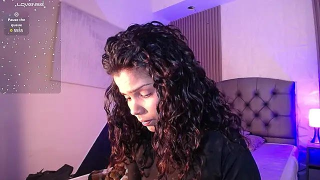 ximena diaz online show from January 24, 9:05 pm