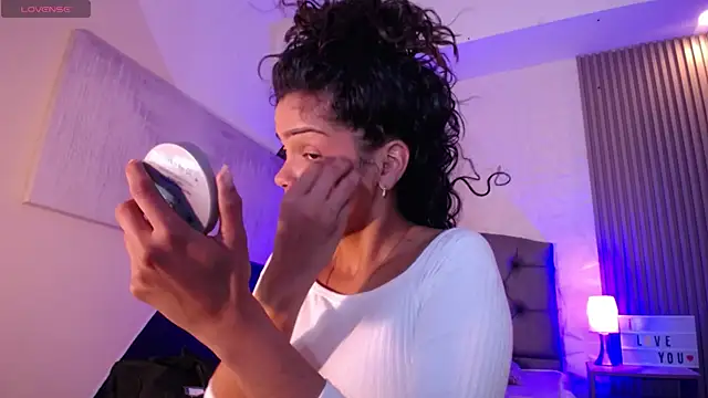 ximena diaz online show from January 25, 9:25 pm