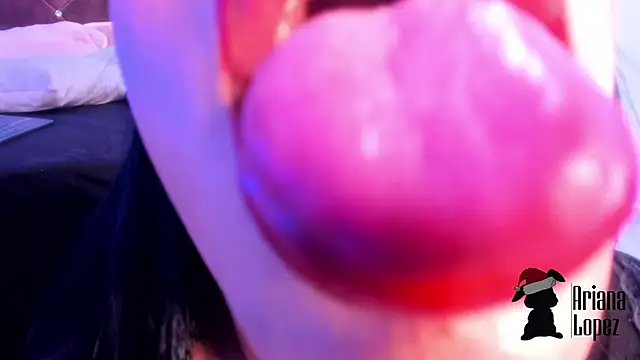 Ariana lopezz online show from January 9, 12:30 pm