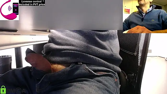 Snapshot of pliko chatting on February 5, 10:51 am pliko online show from February 5, 10:51 am