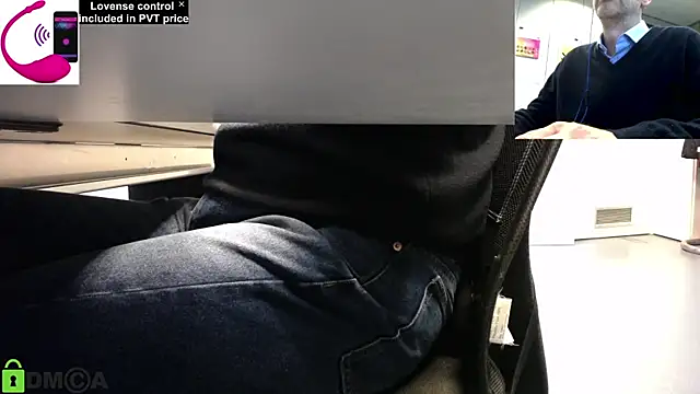 Snapshot of pliko chatting on February 25, 3:38 pm pliko online show from February 25, 3:38 pm