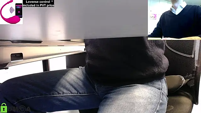 Snapshot of pliko chatting on March 20, 9:48 am pliko online show from March 20, 9:48 am