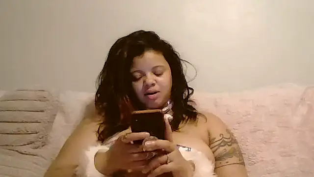 beautylovess online show from May 26, 3:02 am