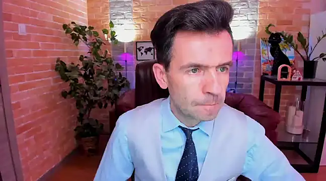 SteveTiger online show from March 6, 1:24 pm