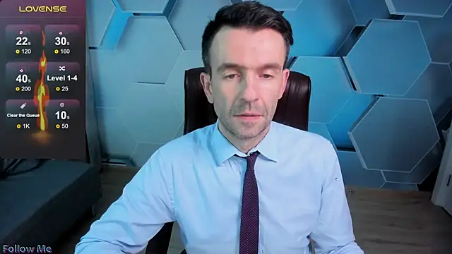 SteveTiger online show from November 23, 3:45 pm