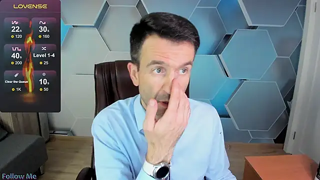 SteveTiger online show from December 2, 12:32 pm