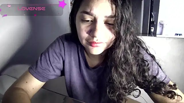 Snapshot of blerstefan1 chatting on January 25, 12:58 pm blerstefan1 online show from January 25, 12:58 pm