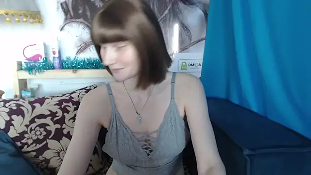 Snapshot of cornflower_mm chatting on February 6, 8:07 am cornflower mm online show from February 6, 8:07 am