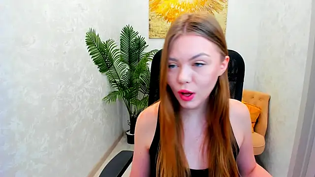 Strawberrye online show from March 22, 11:42 am