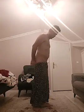 Snapshot of by_green_54 chatting on March 6, 9:31 pm by green 54 online show from March 6, 9:31 pm