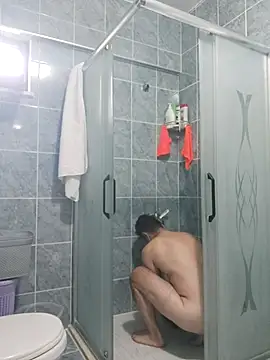 Snapshot of by_green_54 chatting on October 28, 8:18 am by green 54 online show from October 28, 8:18 am